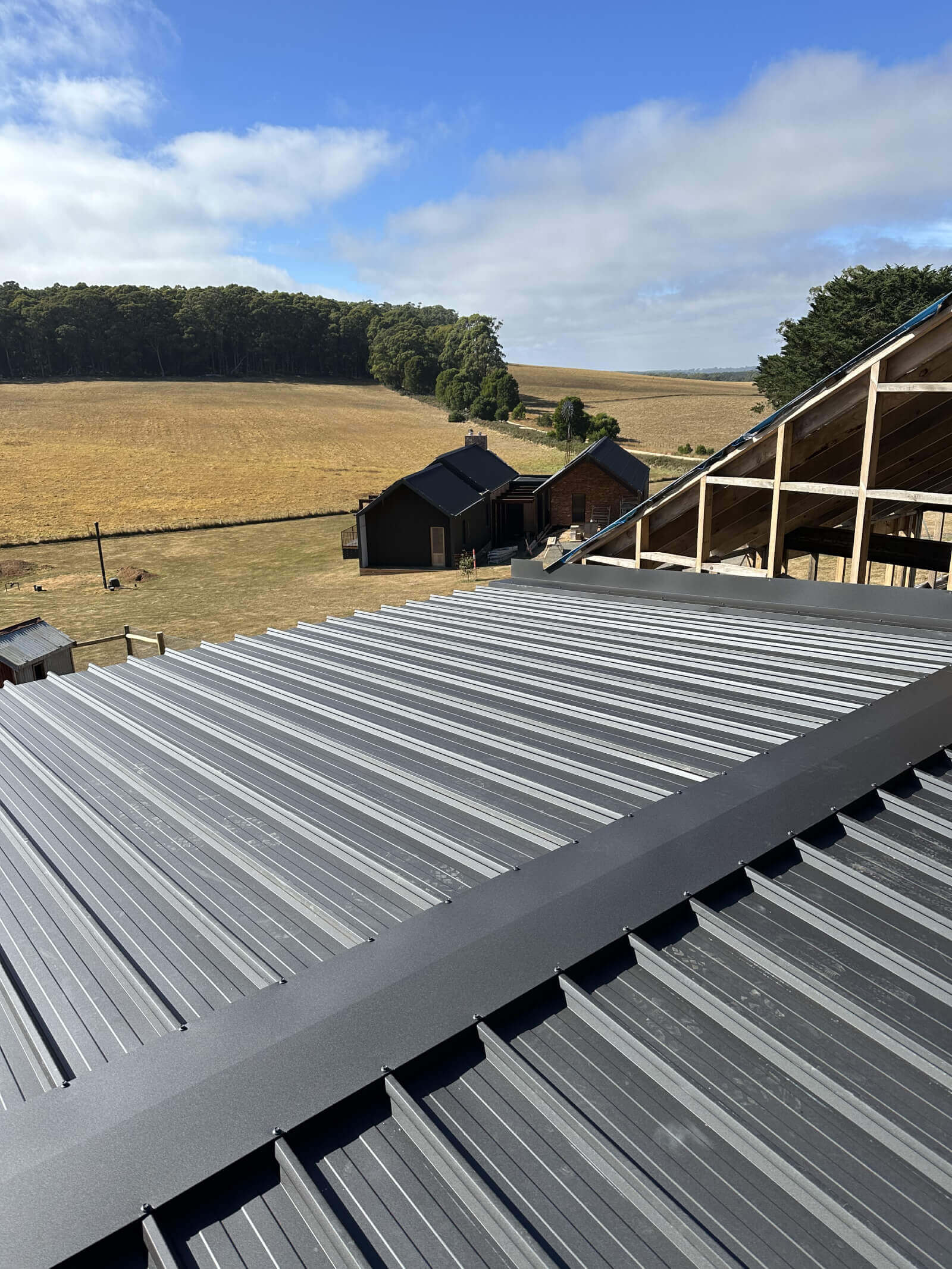 Metal Roof Replacement in South Eastern Suburbs of Melbourne and Mornington Peninsula